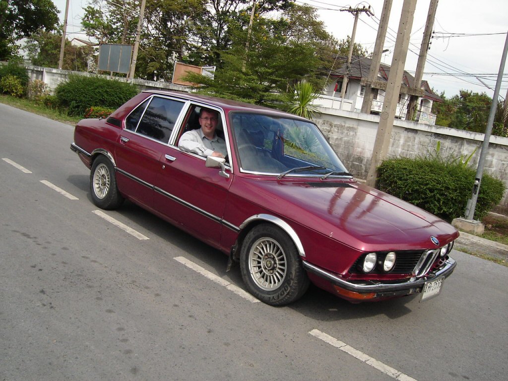 <<