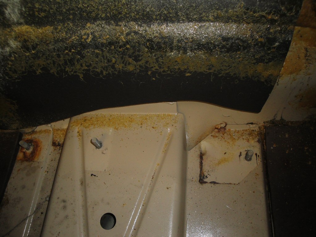 <<